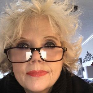 Meet your Posher, Linda